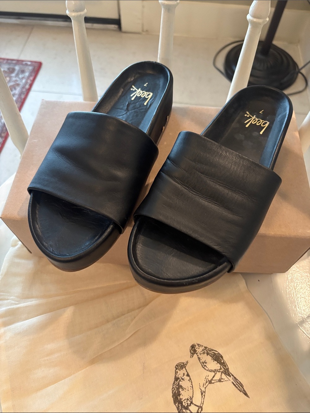 Beek Slide Sandals with Wide Leather Strap VGUC size 7